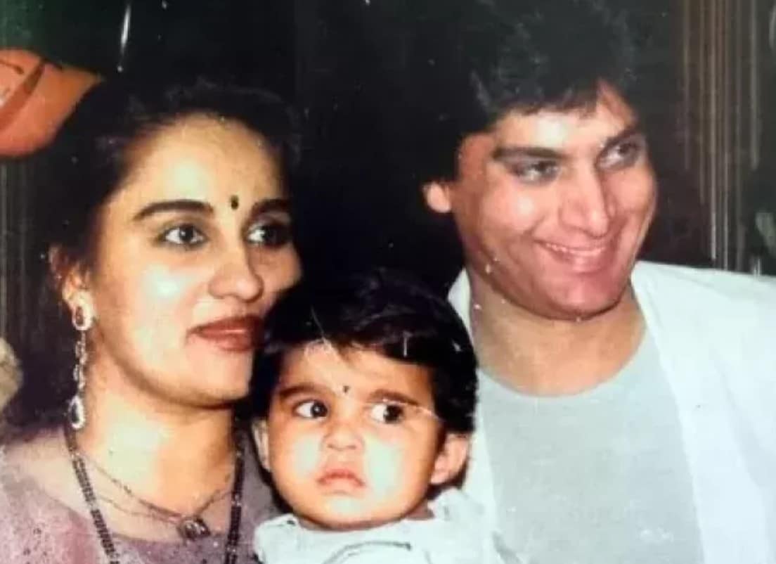 रीना और मोहसिन की शादी कराची में हुई थी. रीना और मोहसिन की शादी कराची में हुई थी.