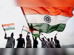 Independence Day Slogan In Hindi: स्वतंत्रता दिवस पर शेयर करें देशभक्ति के ये 10 नारे, रग-रग में भर जाएगा जोश Independence Day Slogan In Hindi: स्वतंत्रता दिवस पर शेयर करें देशभक्ति के ये 10 नारे, रग-रग में भर जाएगा जोश