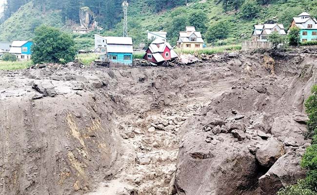 Video : 46 Dead After Massive Cloudburst In J&K's Kishtwar, Army Joins Rescue Efforts