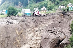 46 Dead After Massive Cloudburst In J&K's Kishtwar, Army Joins Rescue Efforts 46 Dead After Massive Cloudburst In J&K's Kishtwar, Army Joins Rescue Efforts