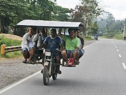 Desi Jugaad: एक बाइक पर 7 लोग, इस देसी जुगाड़ ने तोड़ डाले सारे रिकॉर्ड Desi Jugaad: एक बाइक पर 7 लोग, इस देसी जुगाड़ ने तोड़ डाले सारे रिकॉर्ड