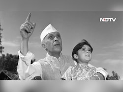 Opinion | Planes, Films With Bachchans, Lucknow: Growing Up As Rajiv Gandhi