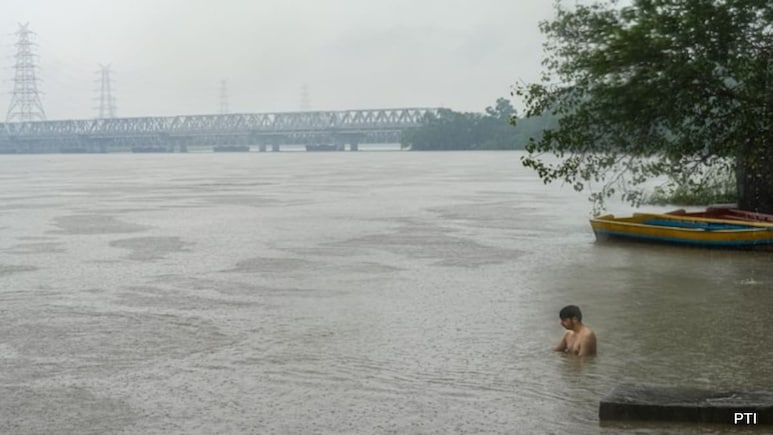 Yamuna Cruise, 12-km Chhath Ghat Part of Delhi's New Tourism Plan Yamuna Cruise, 12-km Chhath Ghat Part of Delhi's New Tourism Plan