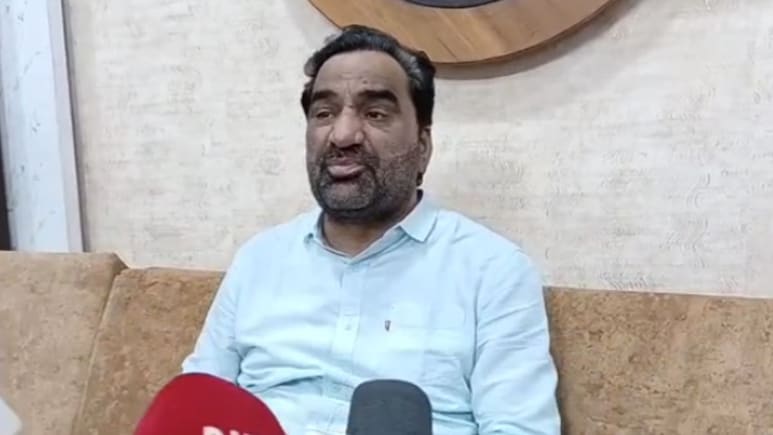 'सचिन पायलट को CM बनाने के लिए कांग्रेस को समर्थन' अशोक गहलोत के आरोप पर बेनीवाल का पलटवार 'सचिन पायलट को CM बनाने के लिए कांग्रेस को समर्थन' अशोक गहलोत के आरोप पर बेनीवाल का पलटवार