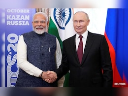 टैरिफ वॉर के बीच रूस का भारत से वादा- अमेरिका बाजार बंद करेगा तो हमारा दरवाजा खुला टैरिफ वॉर के बीच रूस का भारत से वादा- अमेरिका बाजार बंद करेगा तो हमारा दरवाजा खुला