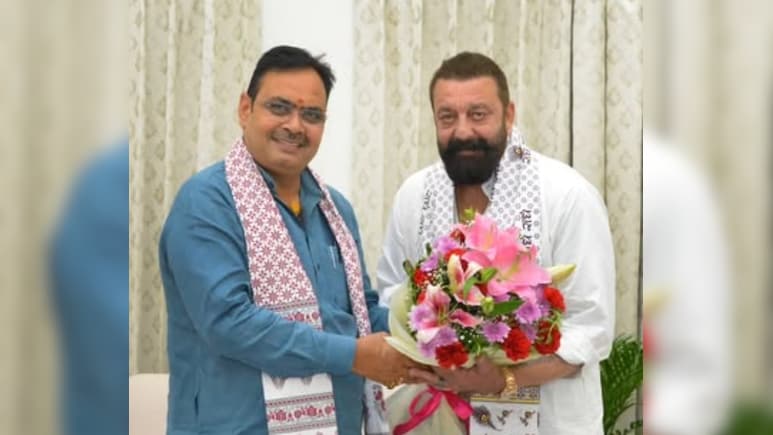 संजय दत्त ने की राजस्थान के सीएम से मुलाकात, एक्टर ने ये कहा संजय दत्त ने की राजस्थान के सीएम से मुलाकात, एक्टर ने ये कहा