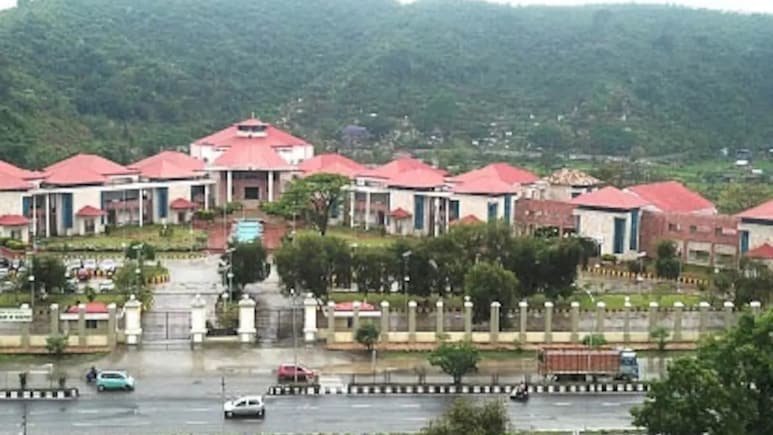 State Directed To Provide Certificates With Changed Name, Gender To Transwoman