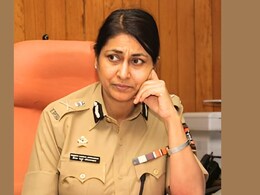 'दाभोलकरांच्या कार्यक्रमाला का गेलात?'; माजी IPSअधिकारी मीरा बोरवणकरांना धमकी