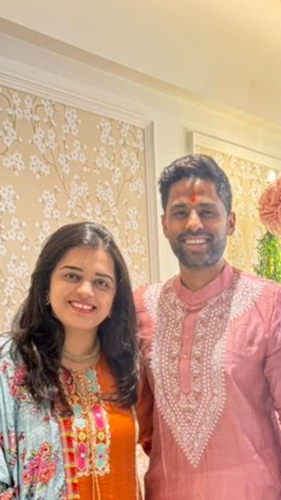 सूर्यकुमार यादव, तिलक वर्मा के घर आए बप्पा...क्रिकेटरों ने दी गणेश चतुर्थी की शुभकामनाएं