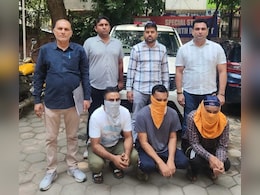 दिल्ली की बच्चियों को अगवा कर जम्मू-कश्मीर में बेचता था गिरोह, 2 साल में 500 लोगों की तस्करी, ऐसे खुला राज दिल्ली की बच्चियों को अगवा कर जम्मू-कश्मीर में बेचता था गिरोह, 2 साल में 500 लोगों की तस्करी, ऐसे खुला राज