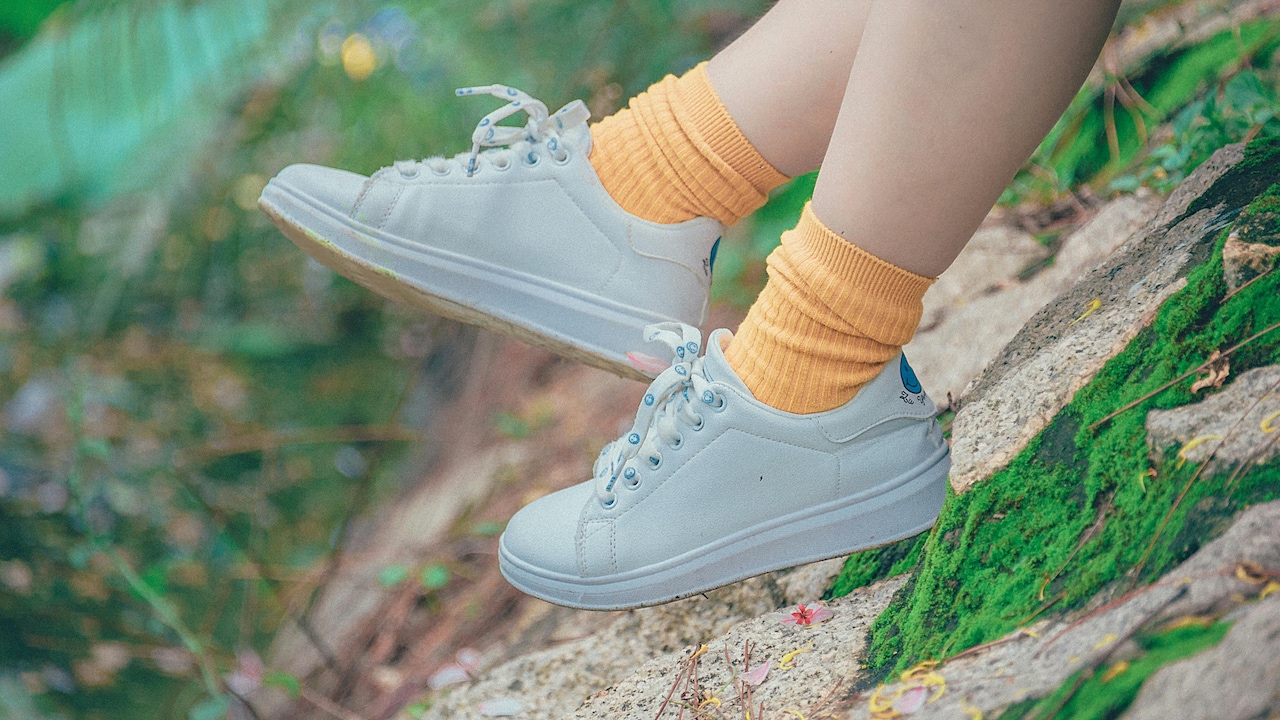 10 things that can help you pick socks that stay put
