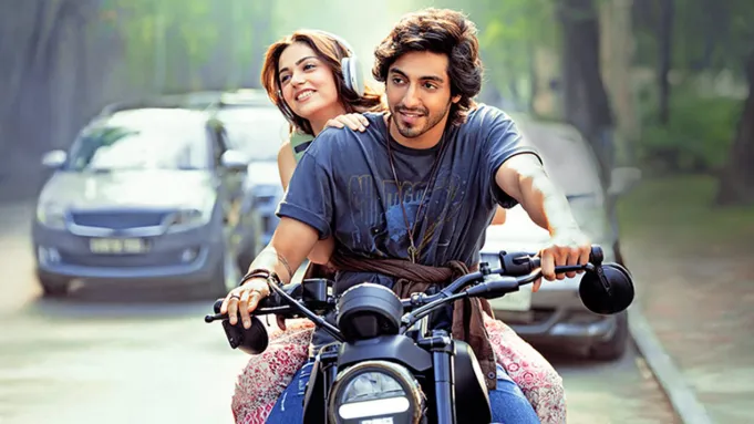 <i>Saiyaara</i> Box Office Collection Day 15: Ahaan Panday And Aneet Padda's Debut Film Records Lowest Earnings Since Release