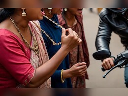 रायपुर में दिनदहाड़े 5 लाख की उठाईगिरी, शिक्षिका से सोना-चांदी की चेन लेकर गायब हुईं महिलाएं