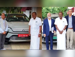 Union Minister H.D. Kumaraswamy Test Drives Tata Harrier.ev, Kia Carens Clavis EV