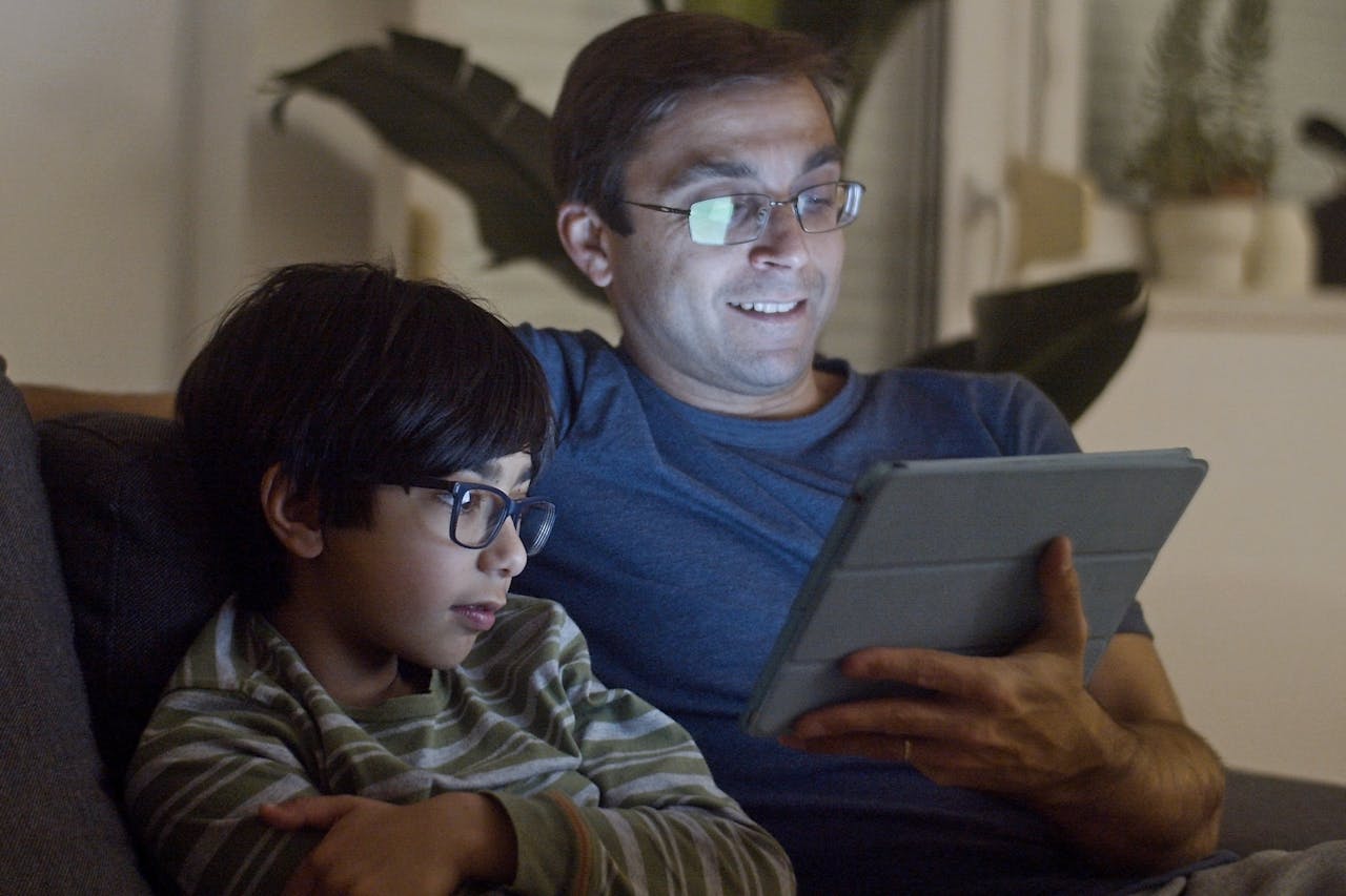 Child Health In A Digital Age: The New Mental Health Challenge Parents Are Not Prepared For
