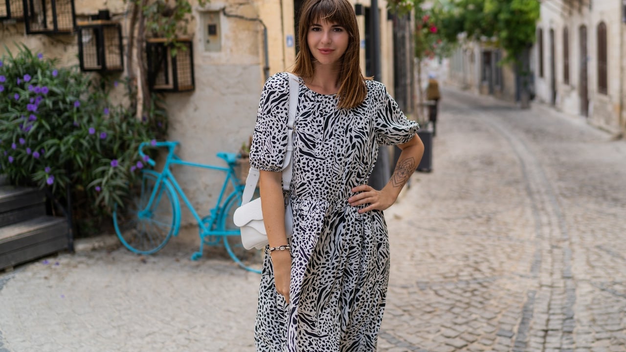 Get Yourself Cotton Maxi Dresses This Summer Season To Beat The Heat 