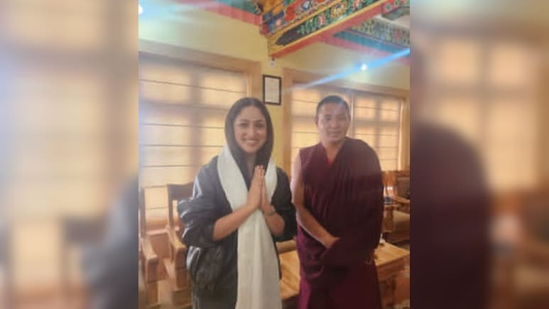यामी गौतम ने किया थिकसे मठ का दौरा, यात्रा को बताया यादगार अनुभव यामी गौतम ने किया थिकसे मठ का दौरा, यात्रा को बताया यादगार अनुभव