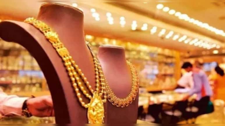 सोना-चांदी खरीदारों के लिए खुशखबरी, इस हफ्ते कीमतें घटी