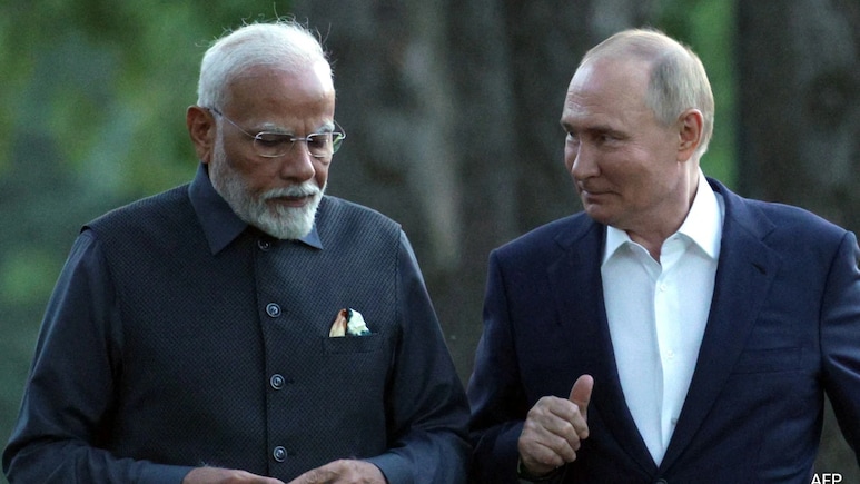 Trump Tariff : अमेरिकेच्या त्रासावर रशियाची गोळी, भारताला मिळाली खास ऑफर! अर्थव्यवस्थेचं टेन्शन होणार दूर