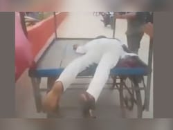 Telangana Cops Carry Man&#039;s Body On Pushcart As Ambulance Fails To Arrive