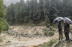 43 Dead After Massive Cloudburst In J&K's Kishtwar, Army Joins Rescue Efforts 43 Dead After Massive Cloudburst In J&K's Kishtwar, Army Joins Rescue Efforts