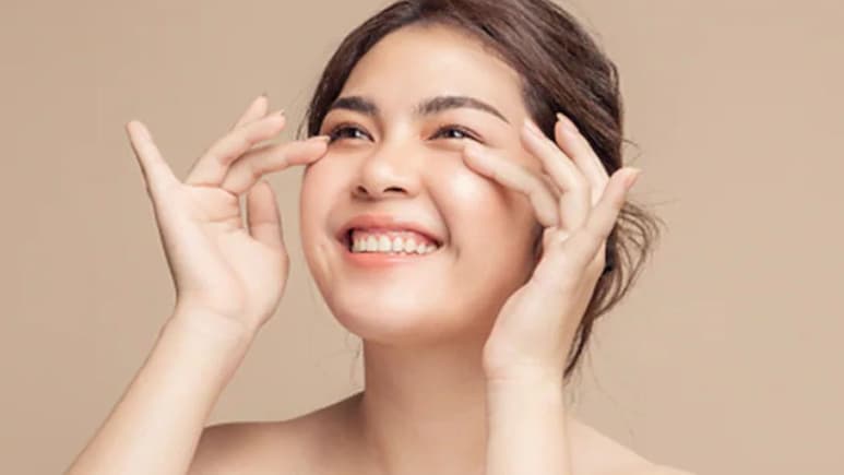 ग्लास स्किन पाने के लिए क्या लगाना चाहिए? डर्मेटोलॉजिस्ट ने बताया चावल के आटे से ऐसे बनाएं फेस मास्क ग्लास स्किन पाने के लिए क्या लगाना चाहिए? डर्मेटोलॉजिस्ट ने बताया चावल के आटे से ऐसे बनाएं फेस मास्क