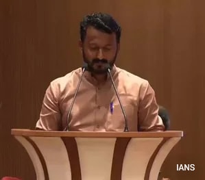 Congress Backs Rahul Mamkootathil, Rejects Calls For Resignation From Assembly Congress Backs Rahul Mamkootathil, Rejects Calls For Resignation From Assembly
