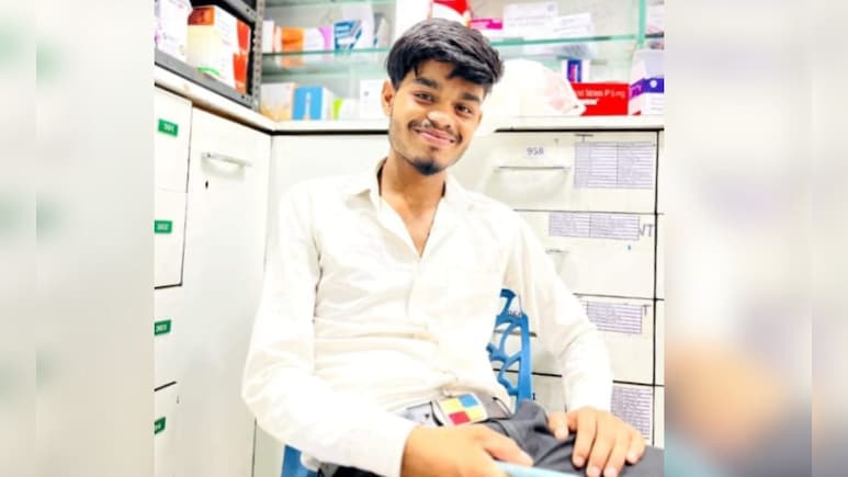 रायपुर में युवक की मौत पर परिजनों का सनसनीखेज आरोप, भाई ने बताया क्या-क्या हुआ रायपुर में युवक की मौत पर परिजनों का सनसनीखेज आरोप, भाई ने बताया क्या-क्या हुआ