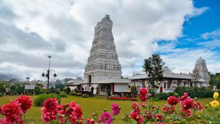 6 Temple Towns In South India That Are Also Food Lovers Paradises