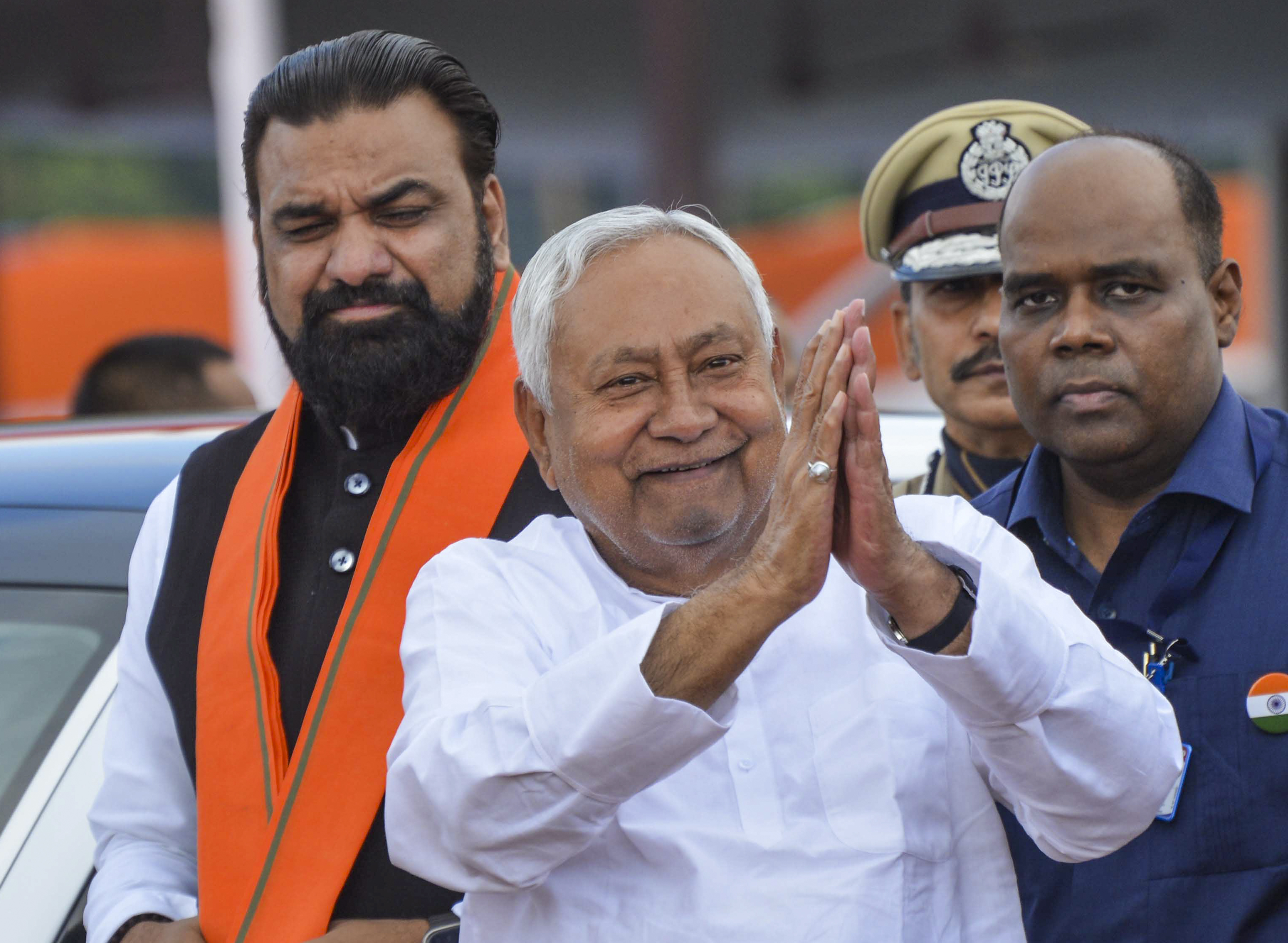 नीतीश की सौगातों ने बदली 4 करोड़ लोगों की जिंदगी, चुनावों में कितना कारगर होगा ये मास्टरस्ट्रोक?