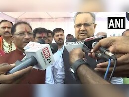 विधानसभा अध्यक्ष रमन सिंह ने दिल्ली में जमाया डेरा, इधर CM से लगातार मिल रहे विधायक; राजनीतिक अटकलें तेज विधानसभा अध्यक्ष रमन सिंह ने दिल्ली में जमाया डेरा, इधर CM से लगातार मिल रहे विधायक; राजनीतिक अटकलें तेज