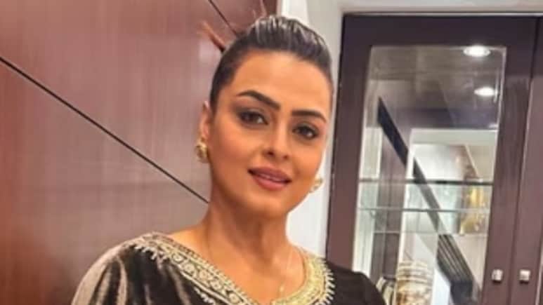 शिल्पा शिरोडकर की कार का एक्सिडेंट, बस ने मारी BMW को टक्कर, एक्ट्रेस ने शेयर की तस्वीरें शिल्पा शिरोडकर की कार का एक्सिडेंट, बस ने मारी BMW को टक्कर, एक्ट्रेस ने शेयर की तस्वीरें