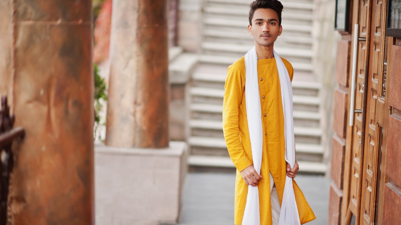 Get Mens Ethnic Essentials At 70% Off On Myntra Right to Fashion Sale