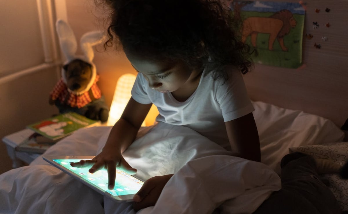 How To Balance Screen Time With Creativity And Nature For Children