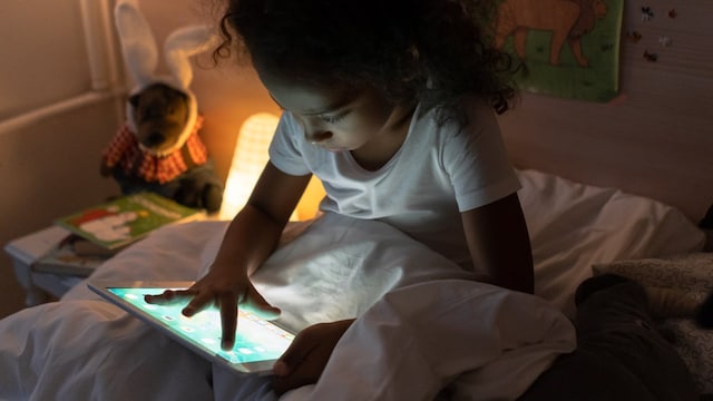 New Study Links Excess Screen Time To Heart Risks In Children: How To Protect Your Child