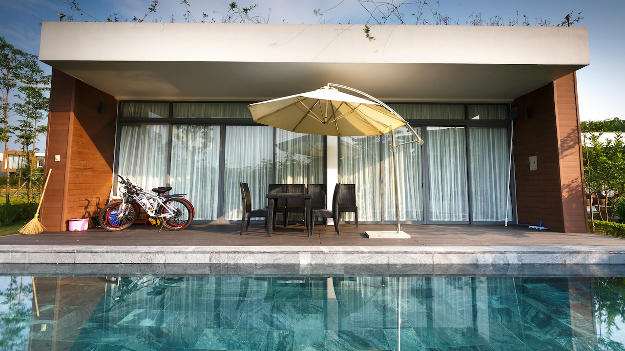 Upgrade your outdoor seating area with these stunning patio umbrellas