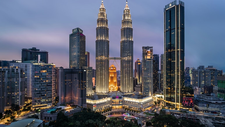 How To Plan The Perfect Last-Minute Getaway To Malaysia (Without Breaking The Bank)