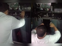 PM Awas के मकानों की लिफ्ट में बिजली गुल, फंस गया सात साल का मासूम, जानें - पूरा मामला PM Awas के मकानों की लिफ्ट में बिजली गुल, फंस गया सात साल का मासूम, जानें - पूरा मामला