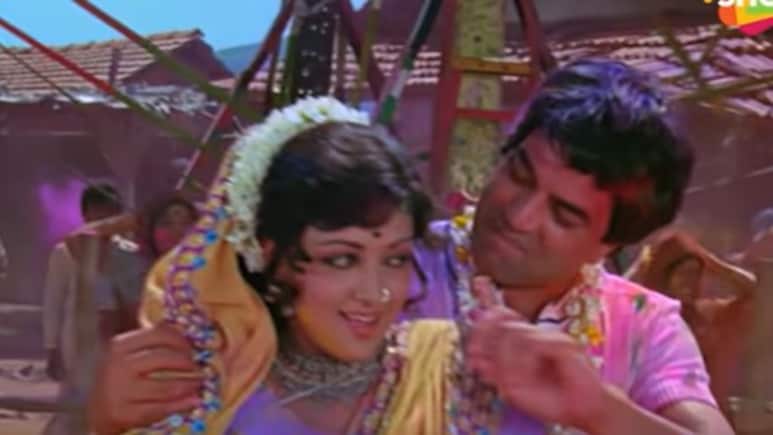 EXCLUSIVE: शोले की रिलीज के 50 साल बाद खुला रामगढ़ का राज, झोपड़ियों में लगे थे AC, वहां रहता नहीं था कोई बल्कि...