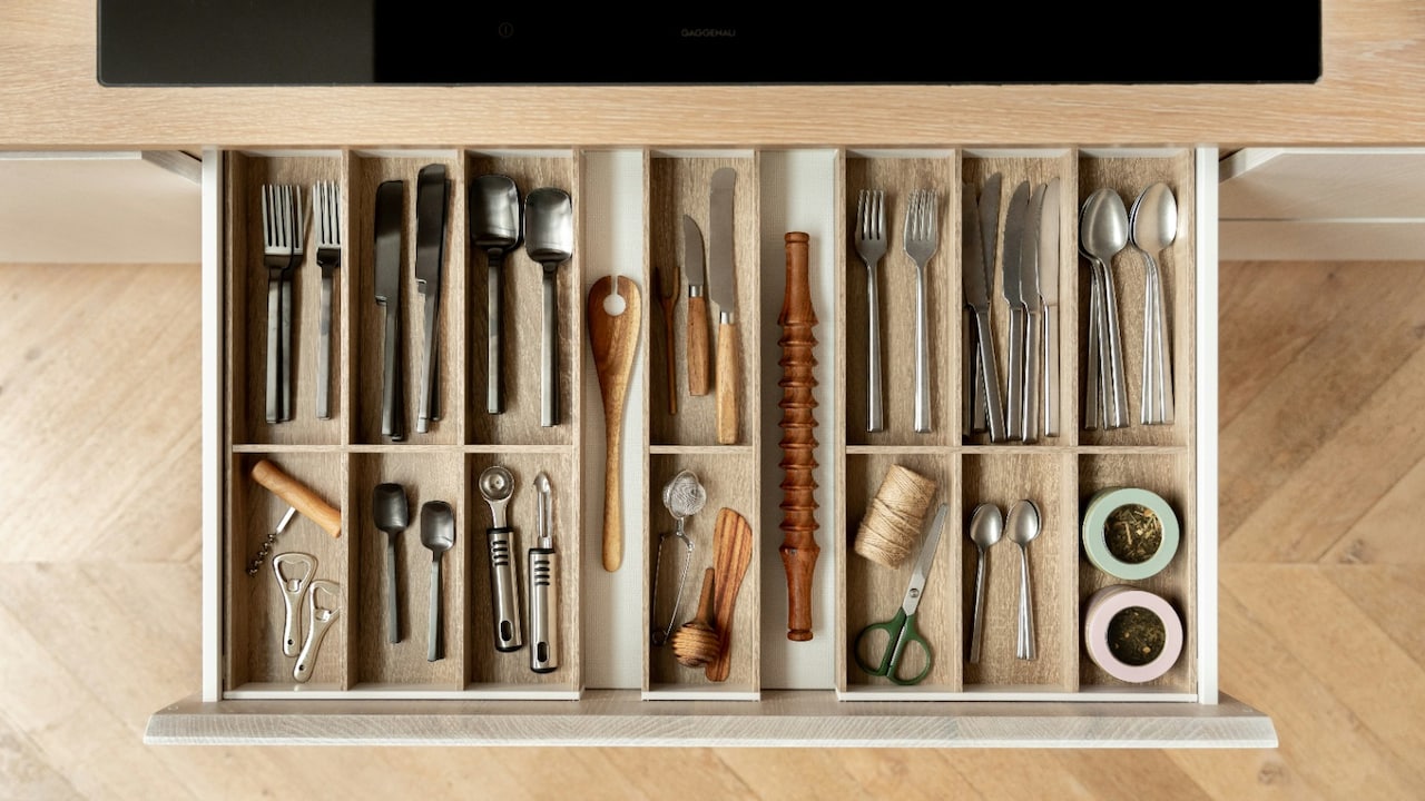Get Top Drawers And Wardrobe Organisers On Amazon