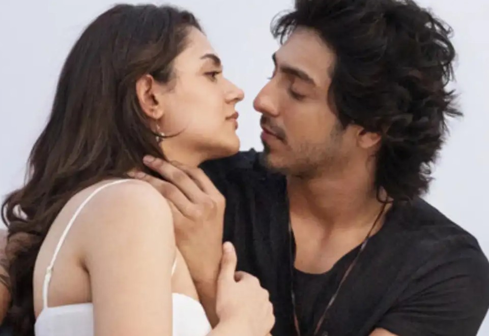 Saiyaara OTT Release Date: थियेटर में धूम मचाने के बाद जल्द ओटीटी पर आ रही है सैयारा, जानें कब होगी रिलीज