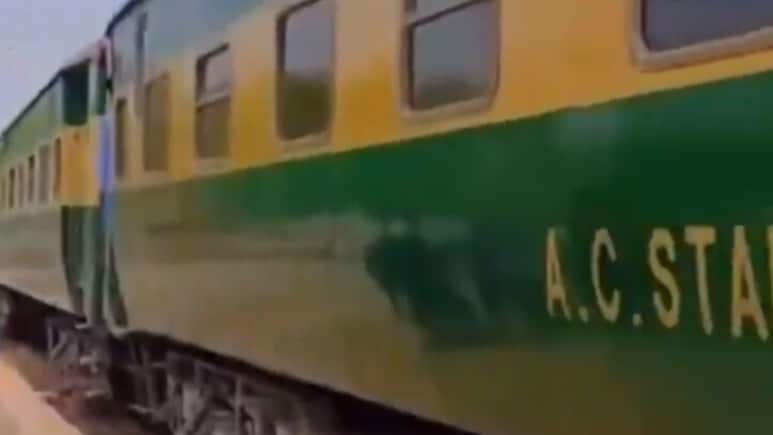 30 Injured After Several Coaches Of Passenger Train Derail In Pakistan