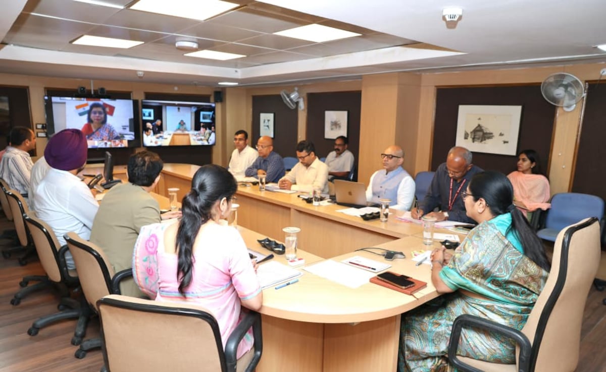 Ню Делхи Приближаване на управлението до хората така главният министър