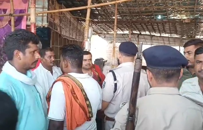 बेगूसराय में बदमाशों का तांडव: दिनदहाड़े 4 दुकानों पर फायरिंग, दहशत में लोग