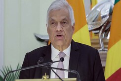 Ex-Sri Lankan President Ranil Wickremesinghe Arrested Over Alleged Fund Misuse Ex-Sri Lankan President Ranil Wickremesinghe Arrested Over Alleged Fund Misuse