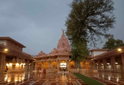 कोराडी महालक्ष्मी जगदम्बा माता मंदिर मार्ग पर हुआ हादसा, सब सुरक्षित, जानिए मंदिर की मान्यता
