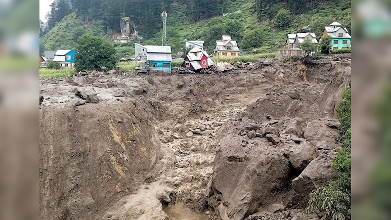 Kishtwar Cloudburst LIVE: किश्तवाड़ में लापता लोगों की तलाश तेज, मलबे में जिंदगी तलाश रहे सेना के 300 जवान, 46 की मौत
