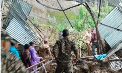 माता वैष्णो देवी मार्ग पर बड़ा भूस्खलन, 5 लोगों की मौत, 14 घायल, यात्रा रुकी