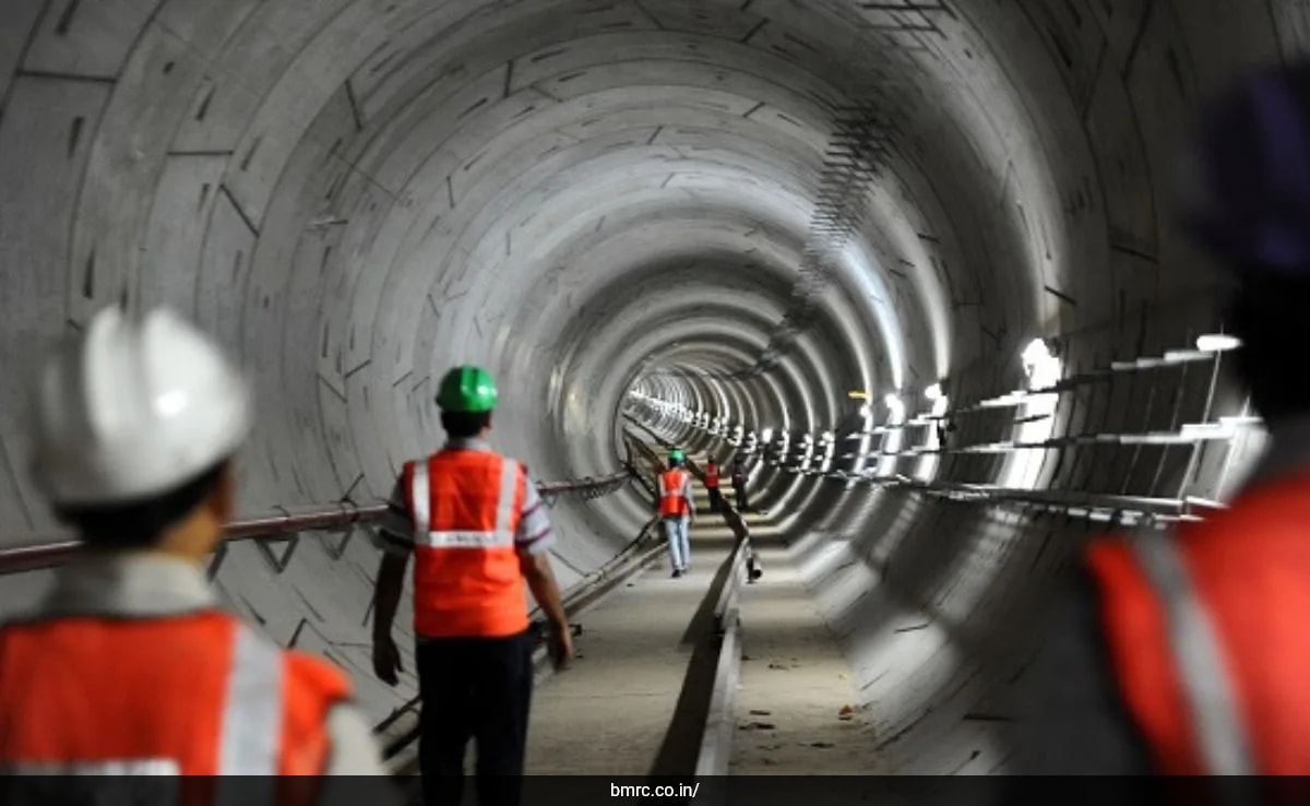 Congress and BJP Clash Over Credit for Bengaluru Metro Line