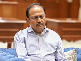 पहले से और ज्यादा करीब आ रहे भारत-रूस, NSA डोभाल ने रूस के उप-प्रधानमंत्री से की मुलाकात पहले से और ज्यादा करीब आ रहे भारत-रूस, NSA डोभाल ने रूस के उप-प्रधानमंत्री से की मुलाकात